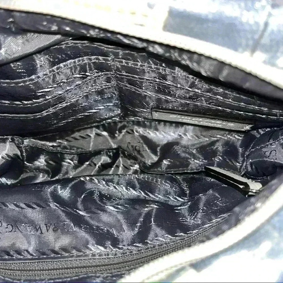 Simply Vera Wang Wristlet Wrist bag Blue and cream ❤️ - Picture 4 of 7